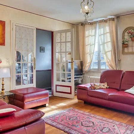 Hébergement de vacances 3 Bedroom Awesome In *
